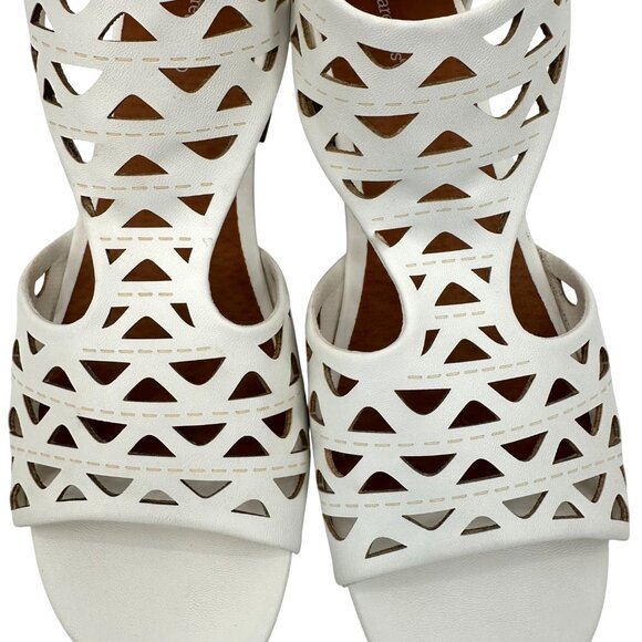 Baretraps Womens White Laser Cut Open-Toe Sandals Zipper Block Heels Size 10 - Picture 3 of 12